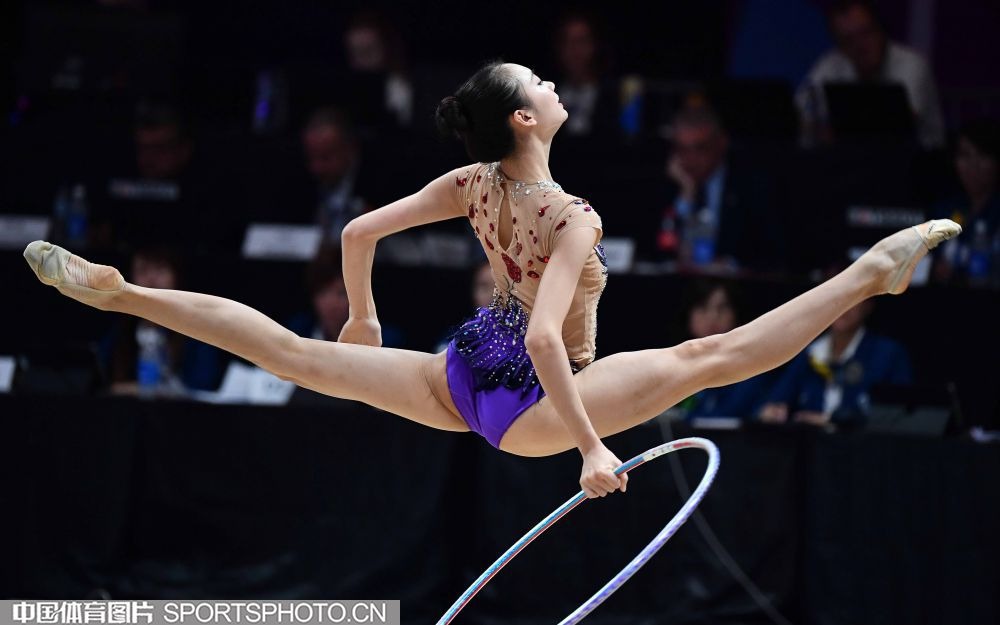 2024 赛季：山本由伸在韩国首尔开幕战遭遇打击，但回美后迅速调整并确立地位